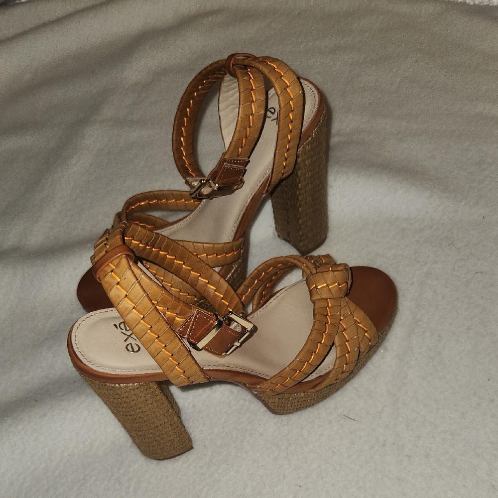 Platform Block Heels - Picture 3 of 8